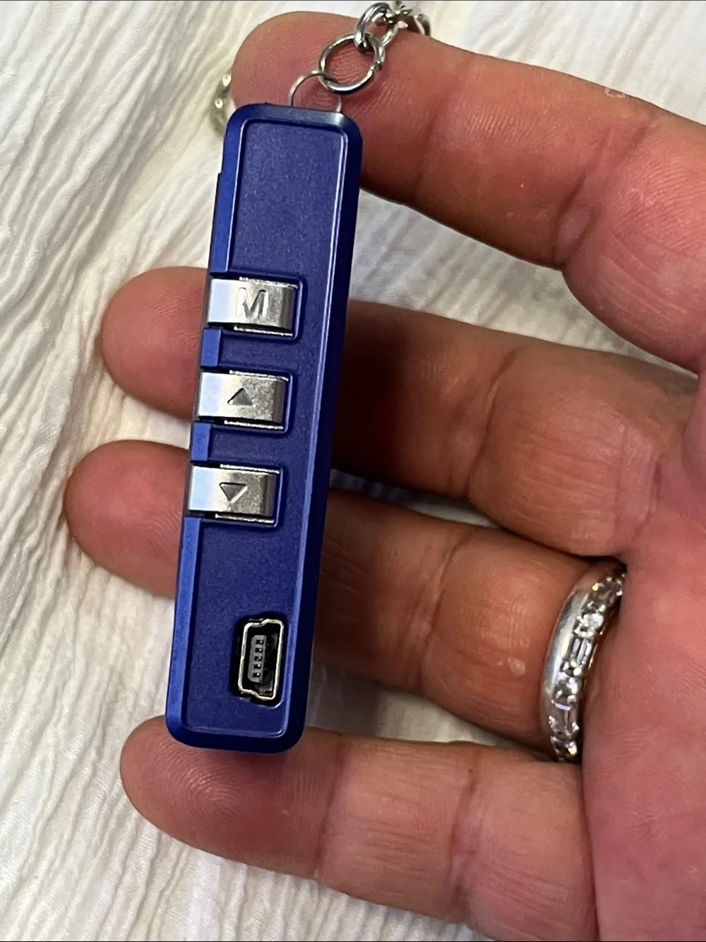 Blue Digital Keychain Camera with Display - Compact Portable Viewer